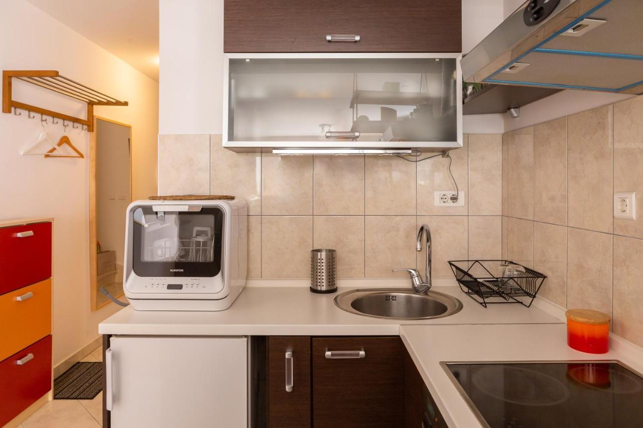 Modern Apt With Terrace 4 Min Walk To The Beach سبليت المظهر الخارجي الصورة